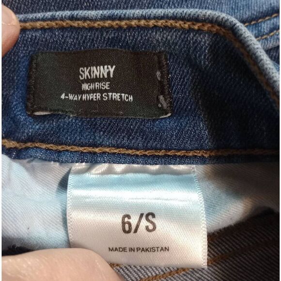 Express Jeans Ladies 6 Skinny High Rise Dark Wash 4 Way Stretch - Picture 6 of 8